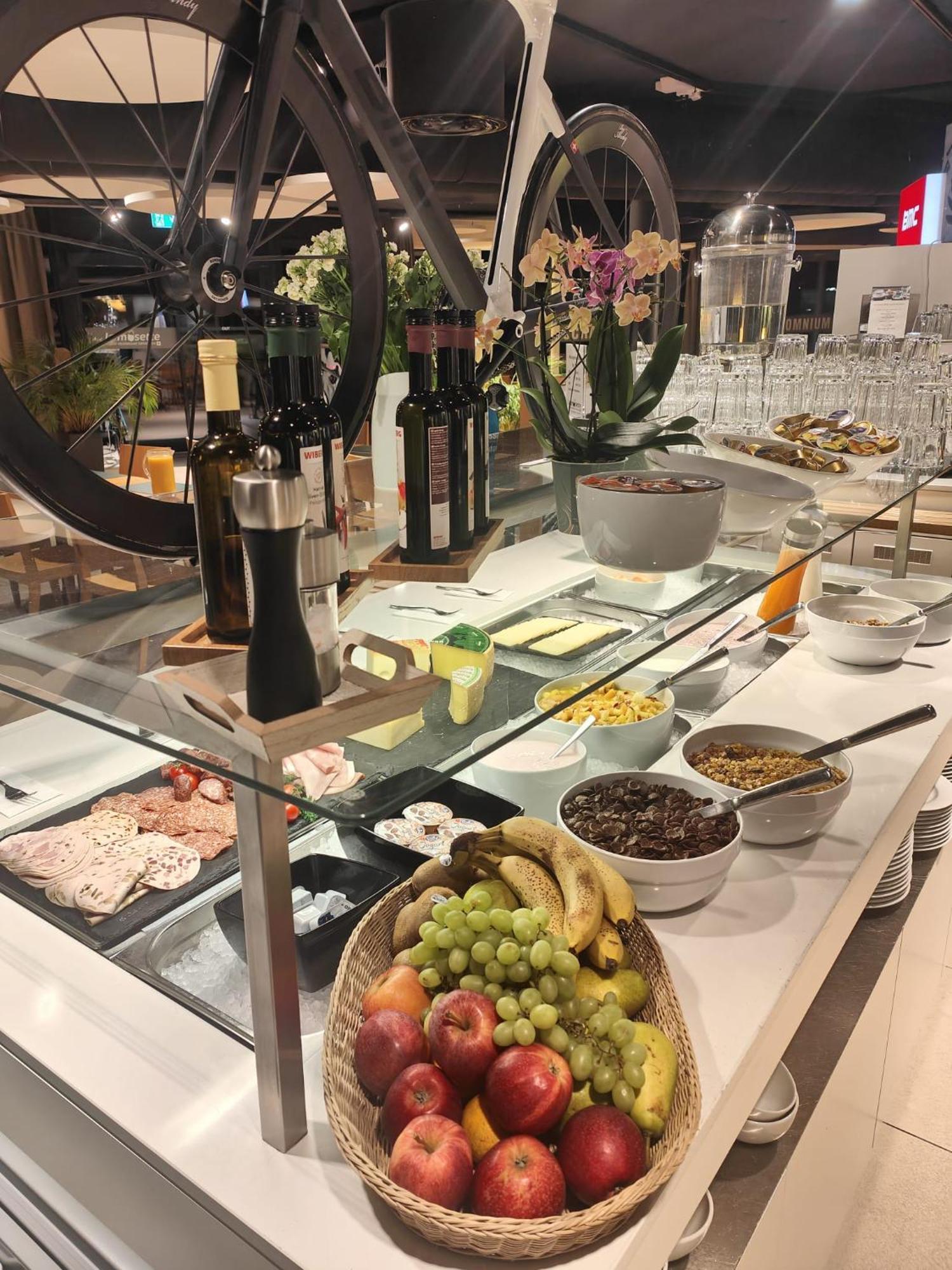 Omnium Sport Hotel Grenchen Bagian luar foto